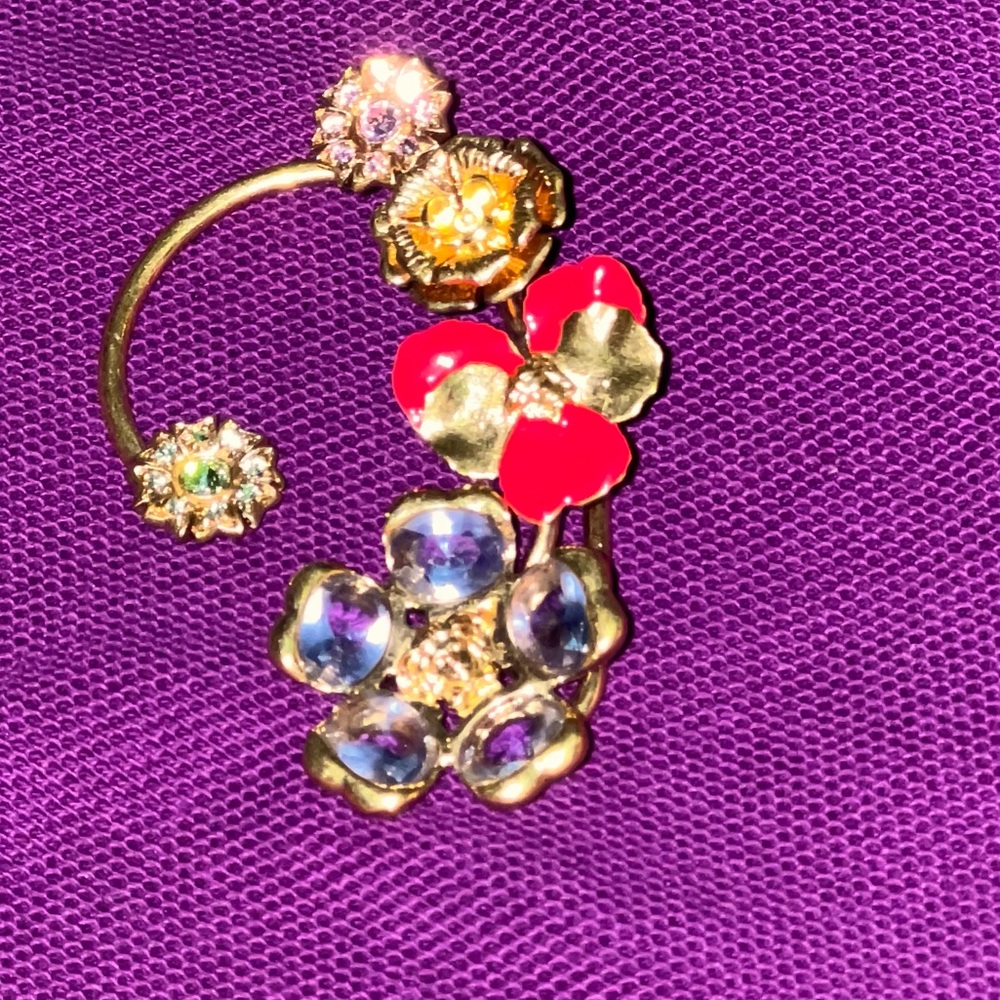 Versace earcuff - Picture 2 of 2
